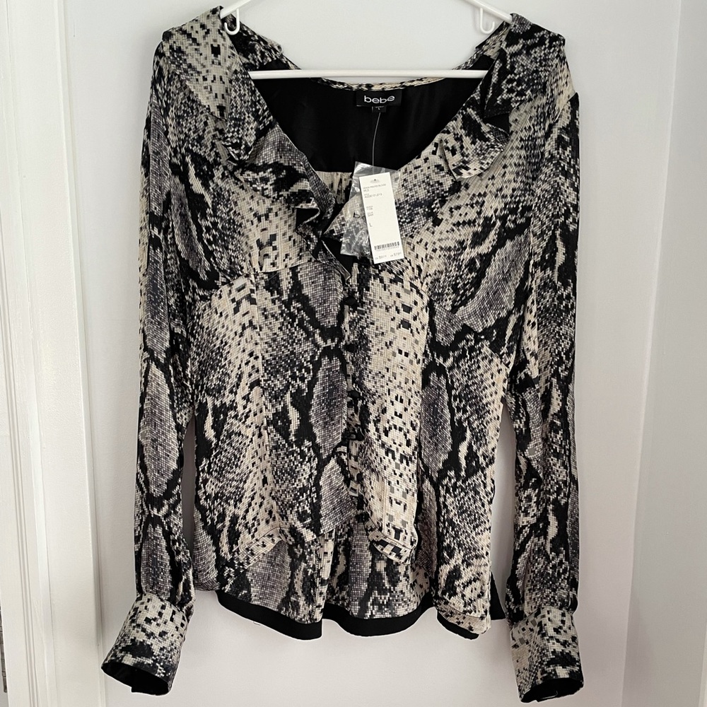 Bebe Large Blouse - New with tags